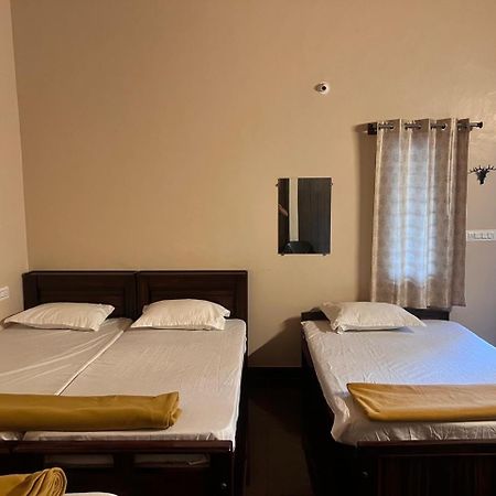 Silver Shadow Homestay Чикмагалур Экстерьер фото