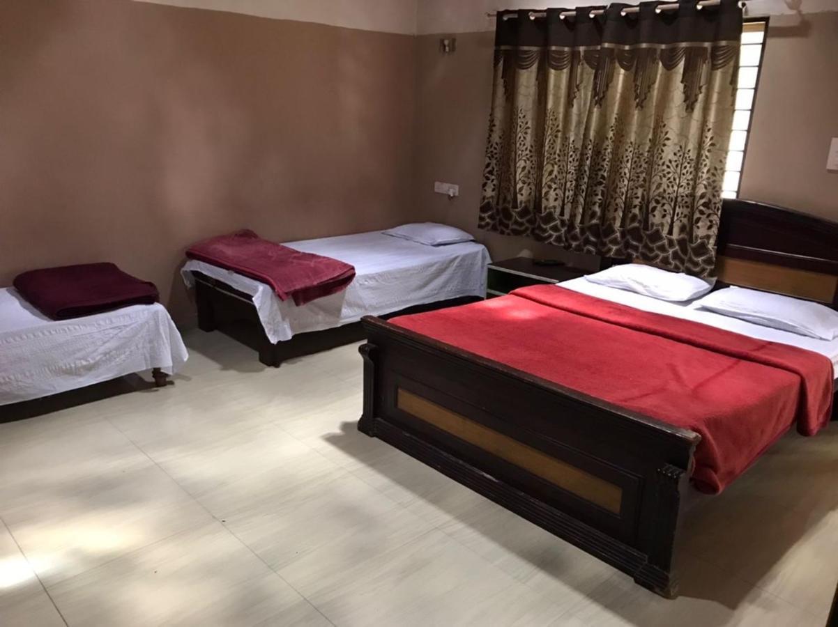Silver Shadow Homestay Чикмагалур Экстерьер фото